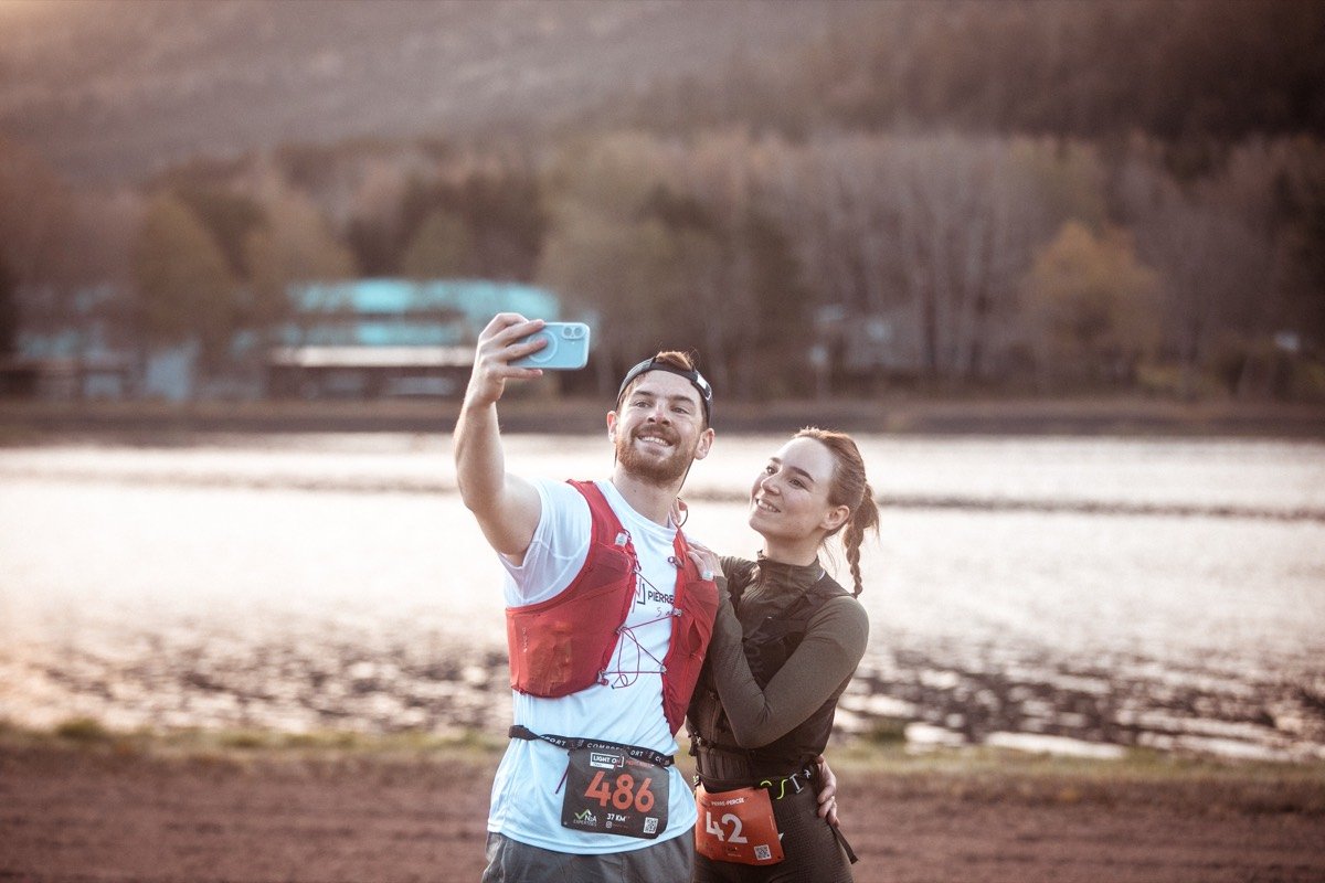 Selfie au bord du lac avant le départ